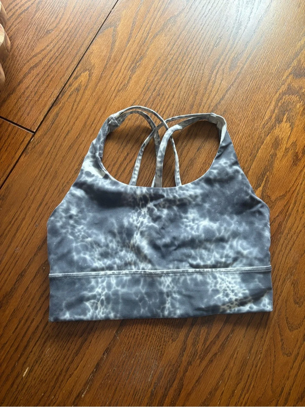 Lululemon energy bra long line tie dye size 6 yoga